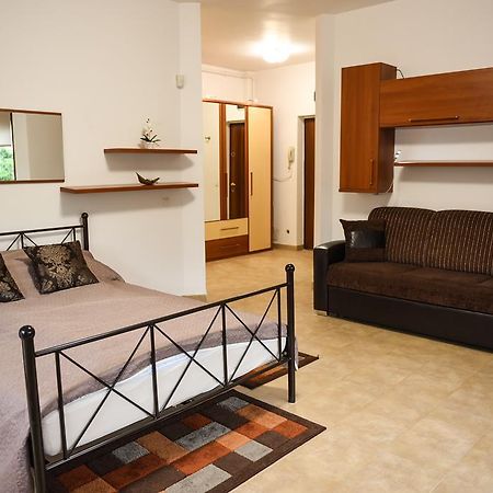 Modern Apartment Near City Center Cluj-Napoca Eksteriør bilde